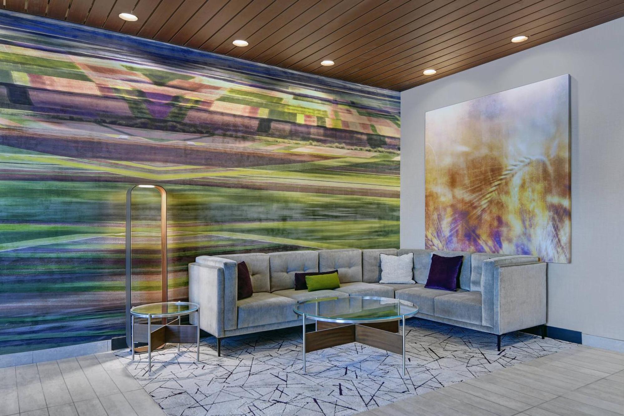 Courtyard By Marriott Manhattan Aggieville Exteriér fotografie