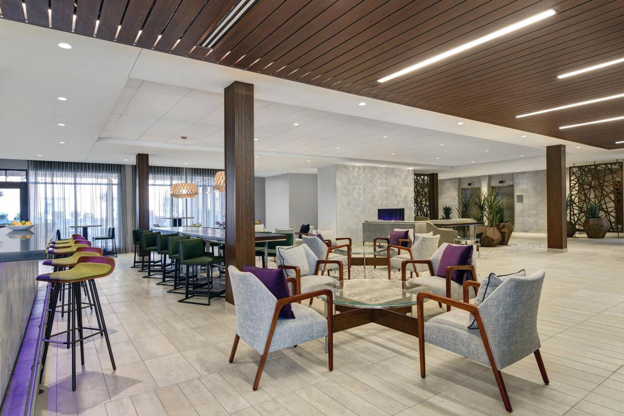 Courtyard By Marriott Manhattan Aggieville Exteriér fotografie